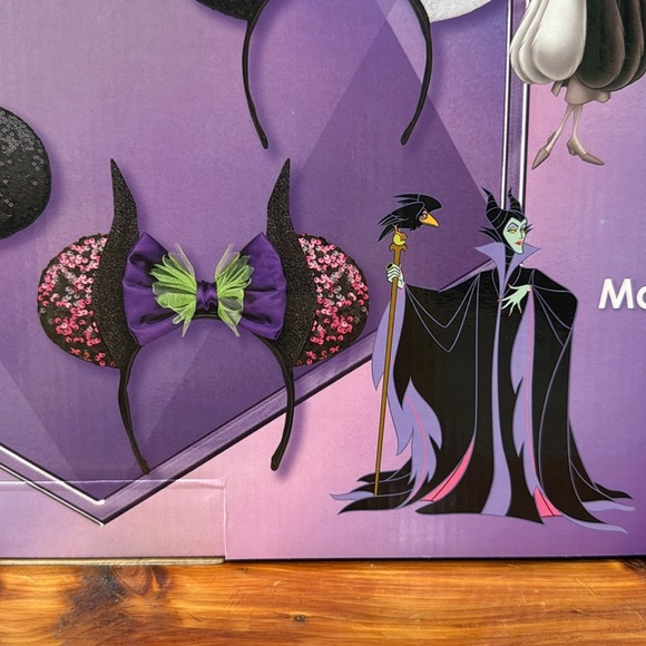 NIB Disney Villains Ear Headband Set of 5 - Picture 7 of 8